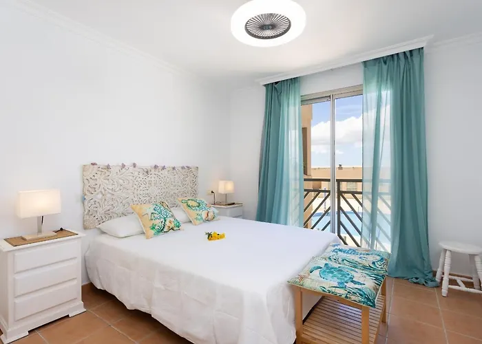 Junto Al Mar * El Médano