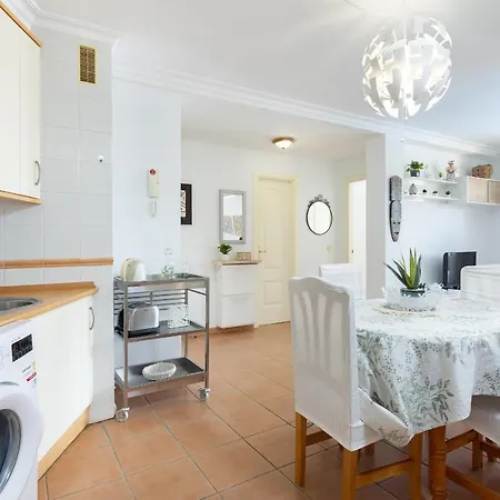 Junto Al Mar * El Médano