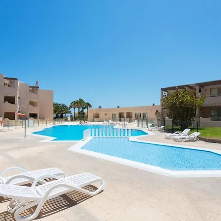 아파트 Junto Al Mar *